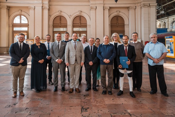 Kituntetes.jpg [md-610]